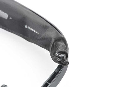 OEM Wind Deflector 54102993887 für BMW E84. Original BMW Stück. Ideal, um Luftgeräusche mit elektrischem Panoramabild zu reduzieren.