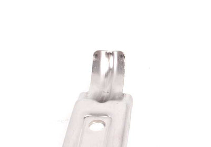 Abrazadera inferior escape OEM 18307550851 para BMW E90, E91, E92, E93, E84. Original BMW.