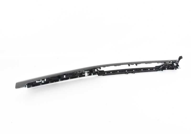 Embellecedor salpicadero carbono OEM 51458060386 para BMW X5 F85 y X6 F16 (incl. X6 M F86). Pieza original BMW para el lado del acompañante. Acabado en fibra de carbono auténtica. Original BMW.