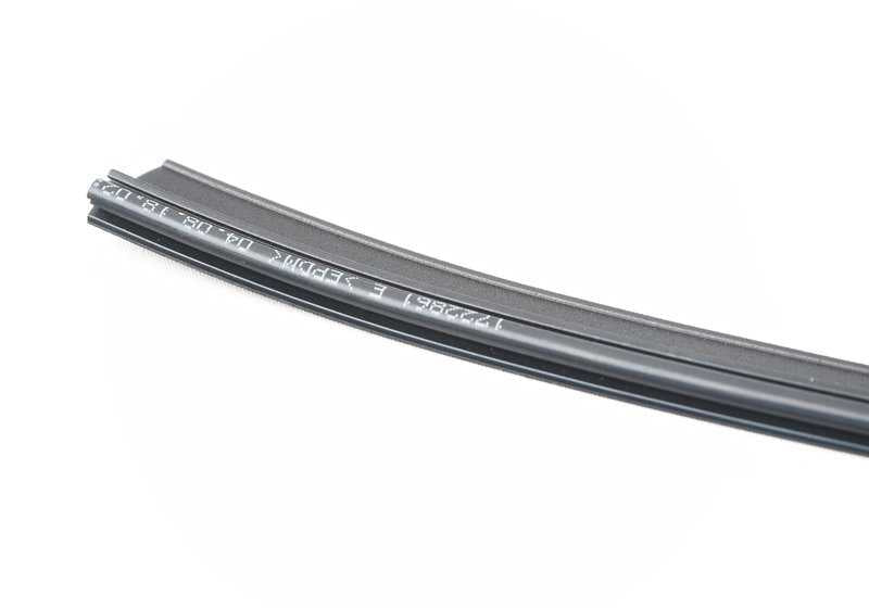Gutter gasket for BMW F10, F18, F90, G30, G38, F01, F02, F04, G11, G12, F16, F86 (OEM 54107209197). Original BMW.