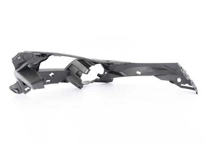 Inserto parachoques delantero derecho OEM 51117319800 para BMW X6 F16. Original BMW.