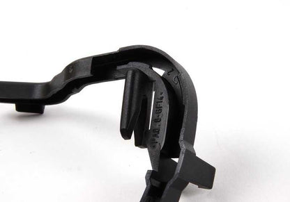 Guía de cables OEM 12141743197 para BMW E36 y Z3. Pieza original BMW.
