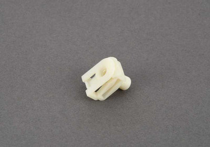 BMW Clip 3 F30 Series, F31, 4 F32 Series, X2 U10, X3 F97, G01, G08, X4 F98, G02, X5 F15, F85, F95, X6 F16, F86, F96, MINI U25 (OEM 07147355921). BMW originale