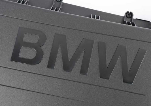 Hypothèse de bruit d'admission pour la série BMW 5 F10, F11, F18 Series 6 F06, F12, F13 (OEM 13717604404). BMW d'origine