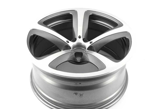 Llanta de aleación original BMW diseño radios en estrella 249 OEM 36116777354 para BMW E63 630i (todos los modelos compatibles). Tamaño 9x19 ET14. Para eje trasero. Original BMW.