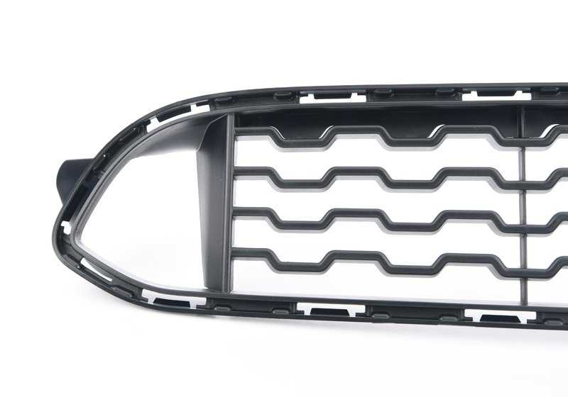 Rejilla central inferior parachoques OEM 51118056939 para BMW X3 F25. Compatible con modelos sDrive18d y sDrive20i de 2012 a 2017. Original BMW.