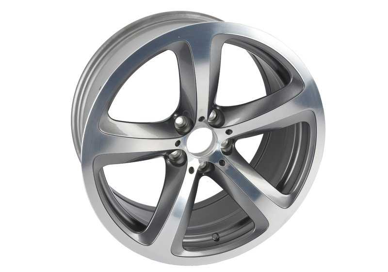 Llanta de aleación original BMW diseño radios en estrella 249 OEM 36116777354 para BMW E63 630i (todos los modelos compatibles). Tamaño 9x19 ET14. Para eje trasero. Original BMW.