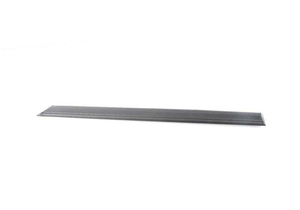 Moldura lateral puerta trasera izquierda OEM 51131927407 para BMW E28. Original BMW.