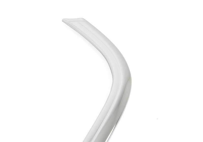 Embellecedor lateral derecho OEM 51341876146 para BMW E30. Pieza original BMW.