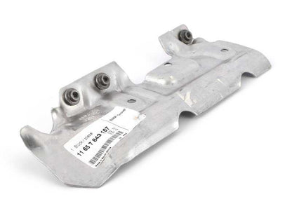 Protección térmica izquierda OEM 11657843157 para BMW F10, F06, F12, F13, F15. Original BMW.