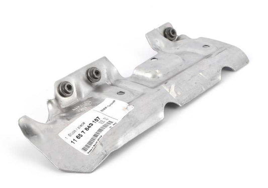 Protección térmica izquierda OEM 11657843157 para BMW F10, F06, F12, F13, F15. Original BMW.