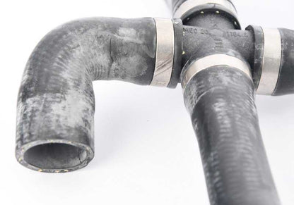 Manguera de retorno OEM 64218367932 para BMW E32 y E34. Pieza del sistema de refrigeración y calefacción. Original BMW.