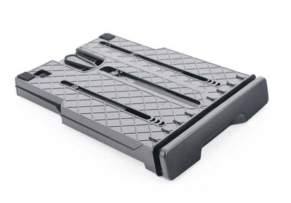 Soporte para bebidas color anthrazit OEM 52207157550 para BMW Serie 3 E90, E91, E92 y versiones LCI… y más. Original BMW.