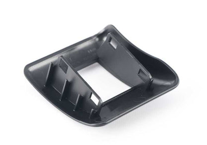 Tapa exterior derecha OEM 52208216266 para BMW E39 (todos los modelos compatibles). Color negro. Original BMW.