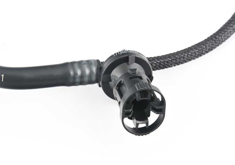 Conducto de vacío con válvula antirretorno para BMW F15 (OEM 11667638502). Original BMW