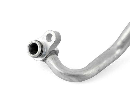 Tubería de aceite del radiador (ida) OEM 17227576393 para BMW E70, E70N, E71. Original BMW.