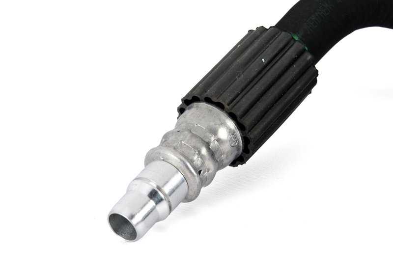 Tubería de aceite del radiador (ida) OEM 17227576393 para BMW E70, E70N, E71. Original BMW.