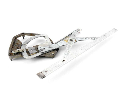 Claves électrique avant droit 51331868188 pour la série BMW 7 E23. Modèles compatibles: 728, 728i, 730, 732, 733i. BMW d'origine.