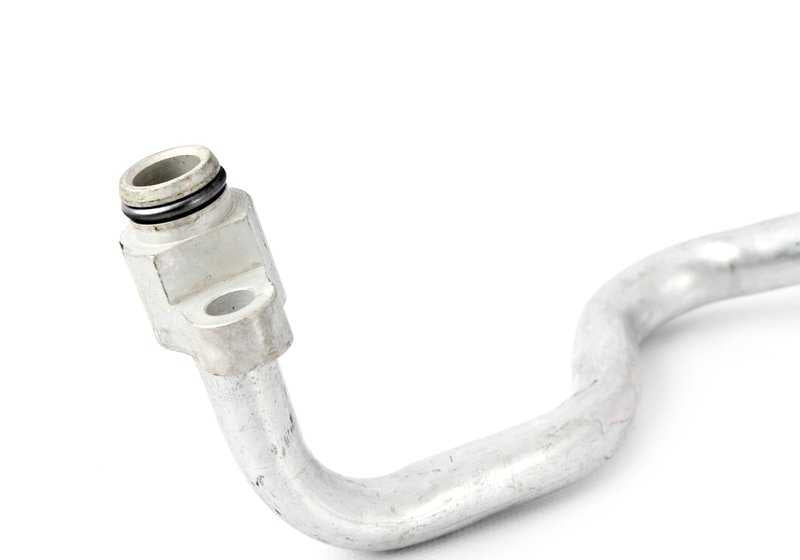Tubo de retorno del radiador de aceite OEM 17227576397 para BMW X5 E70 (xDrive50i, X5 M) y BMW X6 E71 (xDrive50i, X6 M). Original BMW.