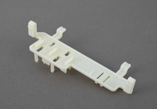 Placa de montagem para BMW F20, F21, F22, F23, F30, F31, F34, F35, F80, F32, F33, F36, F82, F83 (OEM 51169227904). BMW original