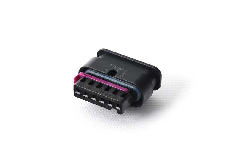 Carcasa de enchufe de 6 polos para BMW (OEM 61139253589). Original BMW.