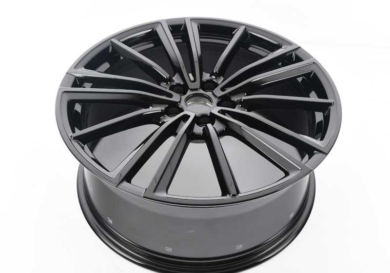Alloy Disc Wheel for BMW I12, I12N, I15 (OEM 36116887446). Original BMW
