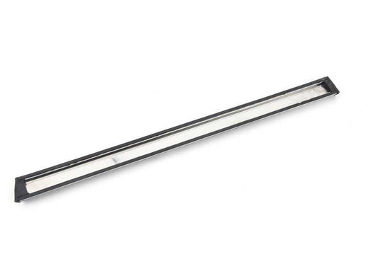 Moldura lateral trasera derecha OEM 51131814690 para BMW E30. Original BMW.