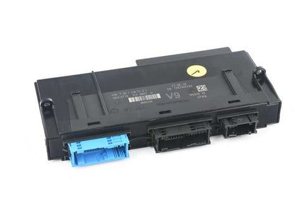 Unidad de control electrónica OEM 61356992425 para BMW F25, F26. Controla funciones del vehículo como sensores de aparcamiento (PDC). Recambio original BMW.