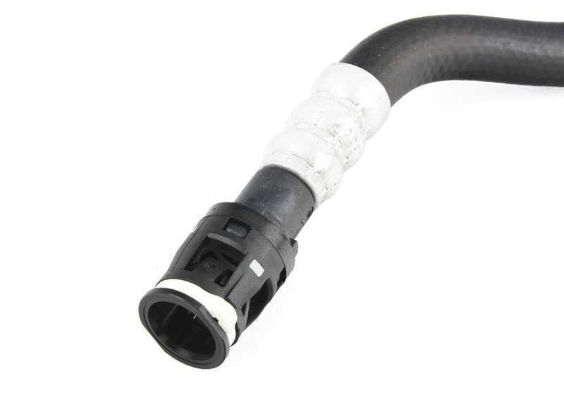 Tubo de retorno del refrigerante OEM 32416753821 para BMW Serie 7 E65 y E66 (735i, 735Li, 745i, 745Li, todos con motor N62). Compatible de 2001 a 2005. Original BMW.