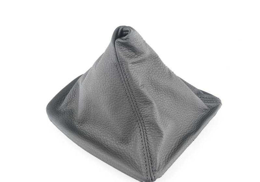 Funda de cuero para palanca de cambios OEM 25117587478 para BMW E60, E61. Color negro. Recambio original BMW.
