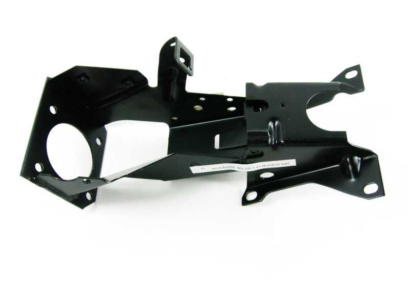 Soporte de pedal OEM 35111157728 para BMW E28. Original BMW.