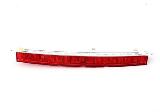 Tercera luz de freno OEM 63257260545 para BMW Serie 3 F31 (316d) modelos compatibles. Original BMW.