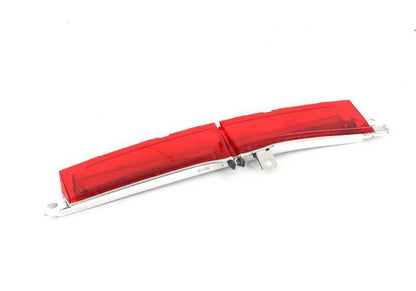 Tercera luz de freno OEM 63257260545 para BMW Serie 3 F31 (316d) modelos compatibles. Original BMW.
