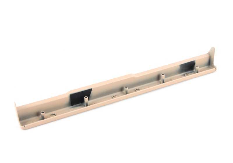 Protector de borde derecho OEM 52208248180 para BMW E46. Original BMW.