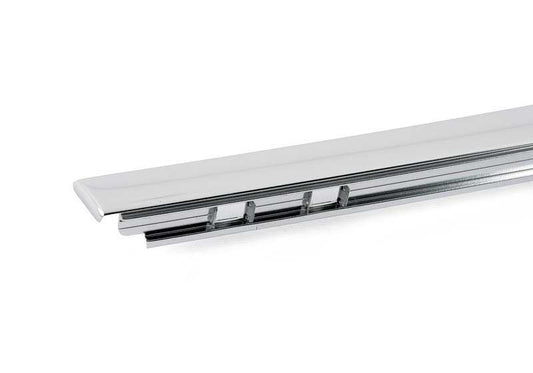Embelezamento traseiro direito para BMW 5 E39 Series (OEM 51348185276). BMW original.