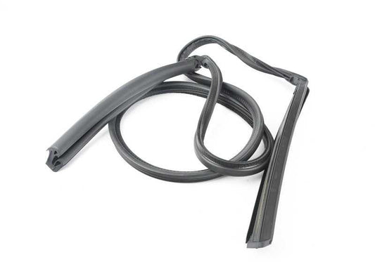 Guide de la fenêtre arrière OEM 54347174800 pour BMW E88. BMW d'origine.