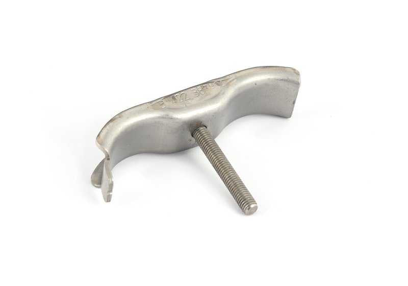 Abrazadera de escape OEM 18303422385 para BMW E83. Original BMW.