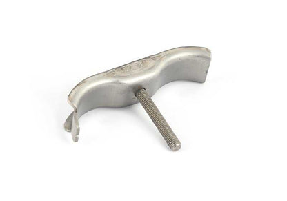 Abrazadera de escape OEM 18303422385 para BMW E83. Original BMW.