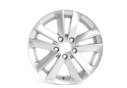 Llanta de aleación original BMW diseño V-Radio 141 plata 17" OEM 36116775621 para BMW E81, E82, E87, E88. Compatible con varios motores y versiones. Original BMW.