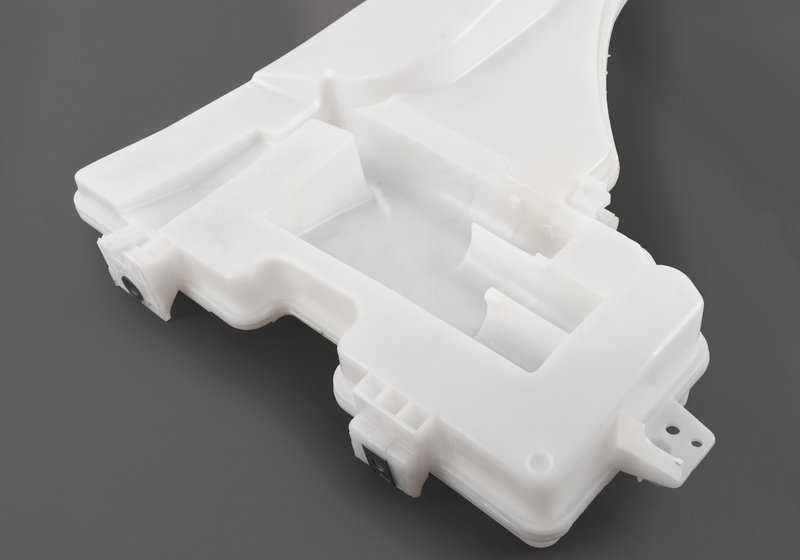 Depósito de agua para limpiaparabrisas OEM 61667190999 para BMW E71. Original BMW.