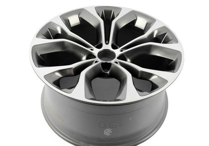 Pneu de liga de liga original BMW Design Y-Spoke 451 Bicolor 20 "OEM 36116853959 Para BMW X5 F15 e X6 F16. Ideal para o eixo dianteiro. Inclui tapacubos e parafusos. BMW original.