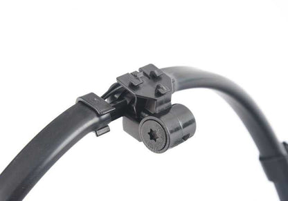 Cadena de boquillas del limpiaparabrisas OEM 61667292659 para BMW F15, F85, F16, F86. Original BMW.