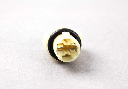 Portalámparas para BMW Serie 3 E36, Serie 5 E34, Serie 6 E24, Serie 7 E32 (OEM 63141376979). Original BMW.