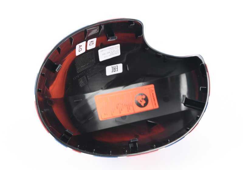 Cubierta espejo retrovisor derecho diseño Union Jack OEM 51162465784 para MINI F54, F55, F56, F57, F60. Compatible con varios motores y transmisiones. Original MINI.