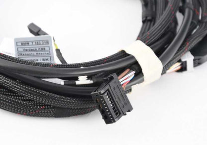 Capota wiring OEM 54377183319 for BMW E93 (318i, 320d, 320i) with electric hood. Compatible with models between 2008 and 2013. Original BMW piece.