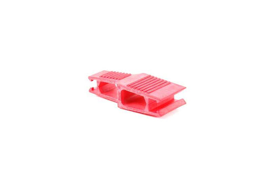 Pinza portafusibles OEM 61146936578 para MINI F55, F56, F57, F54, F60 y BMW E81, E82, E87, E88, F20, F21, F22, F23, F30, F31, F32, F33, F10, F11, X1, X3, X5, i3, i8, entre otros. Original MINI y BMW.