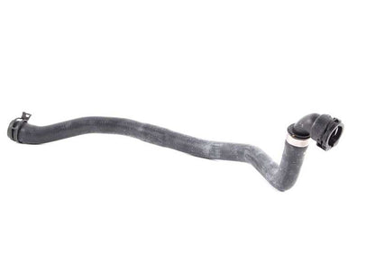 Manga de água OEM 64213400416 para BMW X3 E83 2.5i e 3.0i (PA71, PA72, PA73, PA75, PA75, PA82, PA82, PA83, PA85, PA01, PA01, PA02). Conecte a válvula de água com o radiador. Substituição original da BMW.