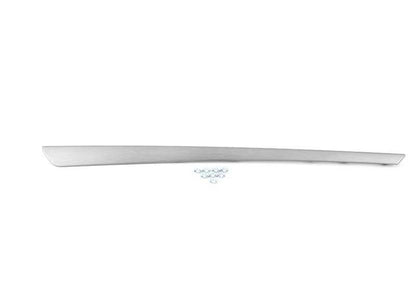 Moldura decorativa de aluminio puerta trasera derecha OEM 51428044820 para BMW E60, E60N, E61, E61N. Original BMW.