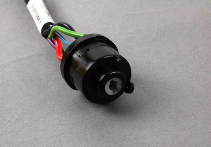 Interruptor de arranque OEM 61321371094 para BMW E24 {628CSi, 635CSi} con cambio manual o automático. Compatible con modelos fabricados entre 1978 y 1987. Original BMW.