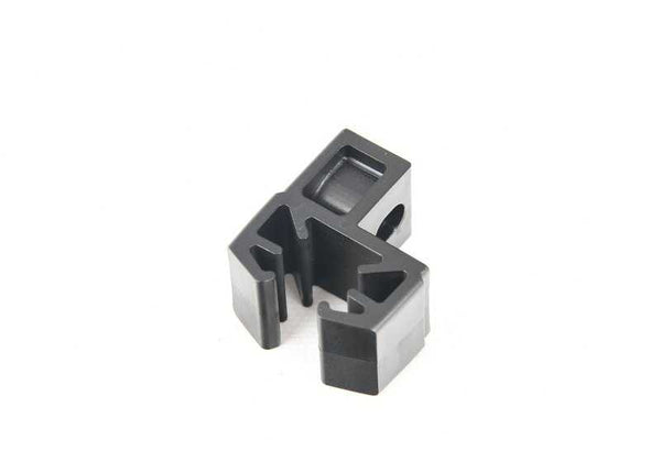 Soporte de tubería de aceite OEM 17211709492 para BMW E30 y E34. Original BMW.